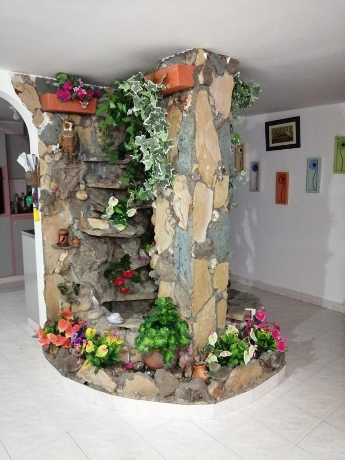 Hostal Dante San Gil Luaran gambar